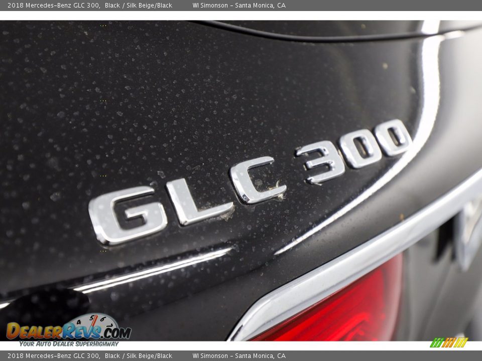 2018 Mercedes-Benz GLC 300 Black / Silk Beige/Black Photo #9