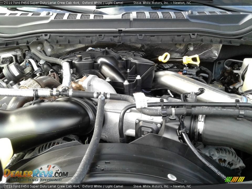2019 Ford F450 Super Duty Lariat Crew Cab 4x4 6.7 Liter Power Stroke OHV 32-Valve Turbo-Diesel V8 Engine Photo #11