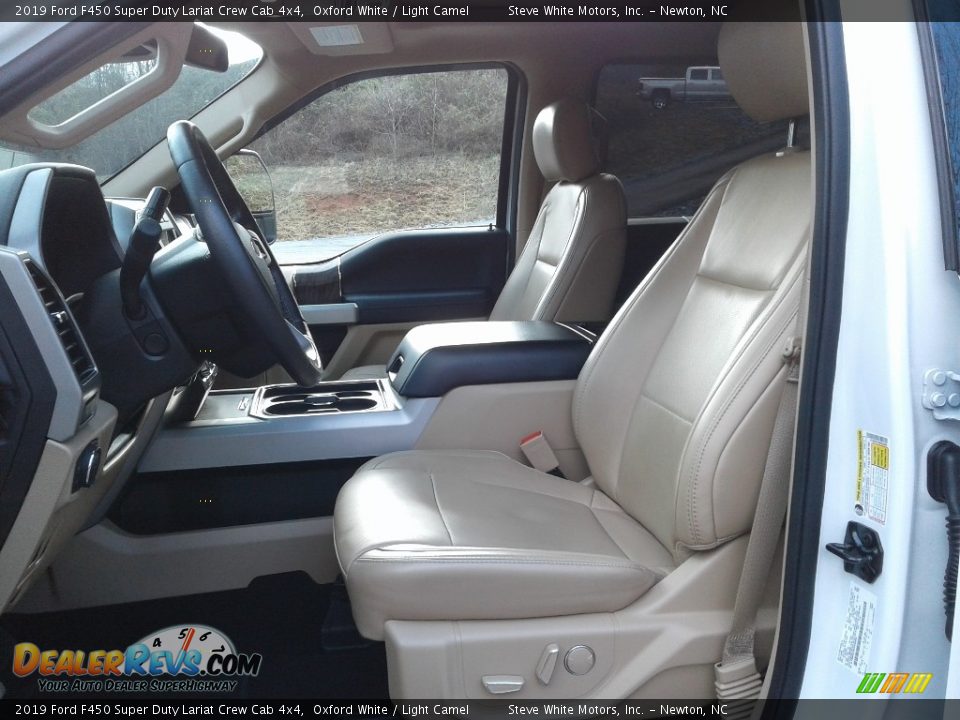 Light Camel Interior - 2019 Ford F450 Super Duty Lariat Crew Cab 4x4 Photo #12