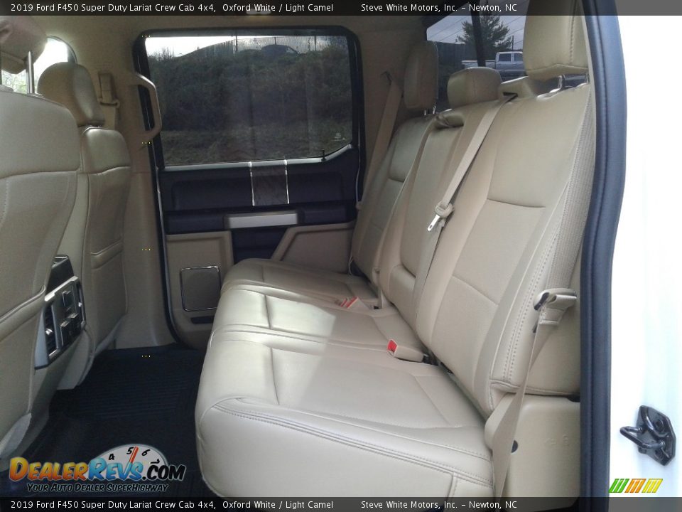 Rear Seat of 2019 Ford F450 Super Duty Lariat Crew Cab 4x4 Photo #14