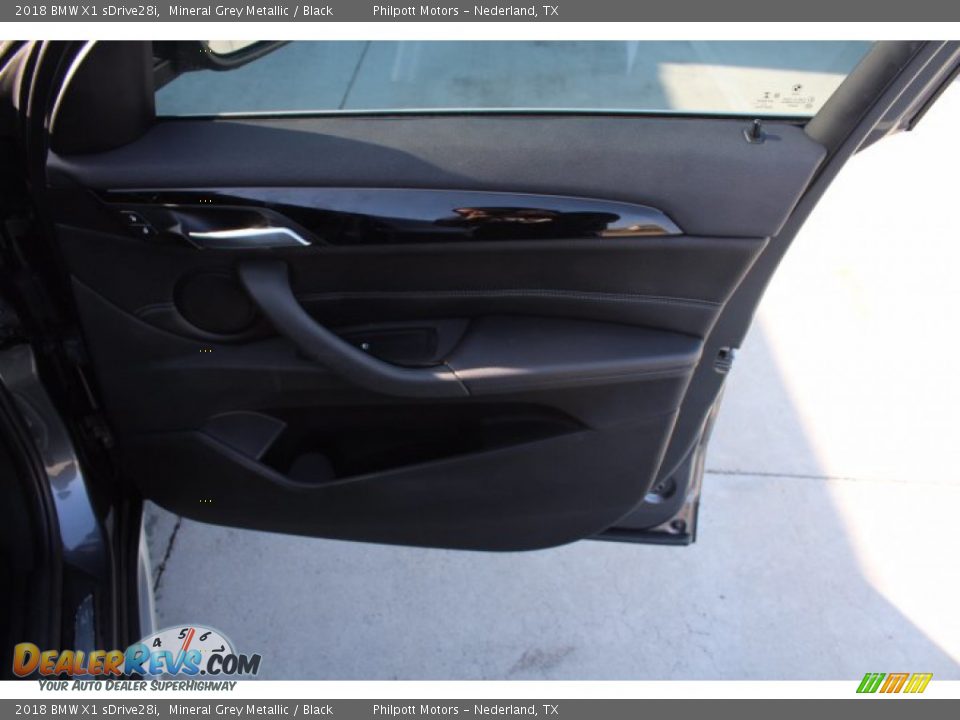 2018 BMW X1 sDrive28i Mineral Grey Metallic / Black Photo #28