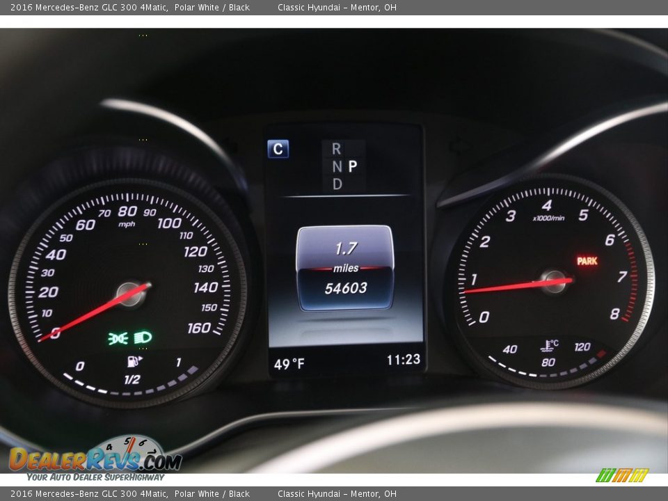 2016 Mercedes-Benz GLC 300 4Matic Gauges Photo #9