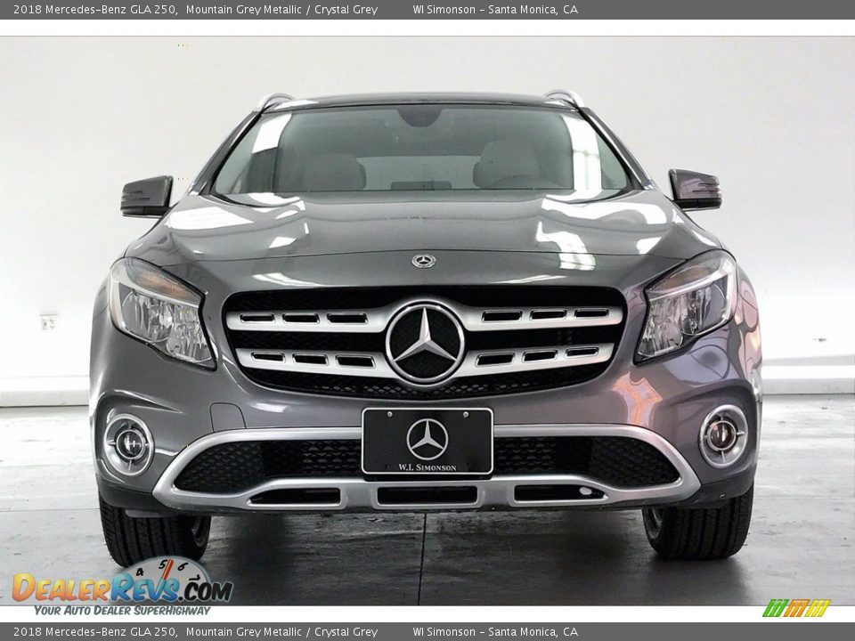 2018 Mercedes-Benz GLA 250 Mountain Grey Metallic / Crystal Grey Photo #2