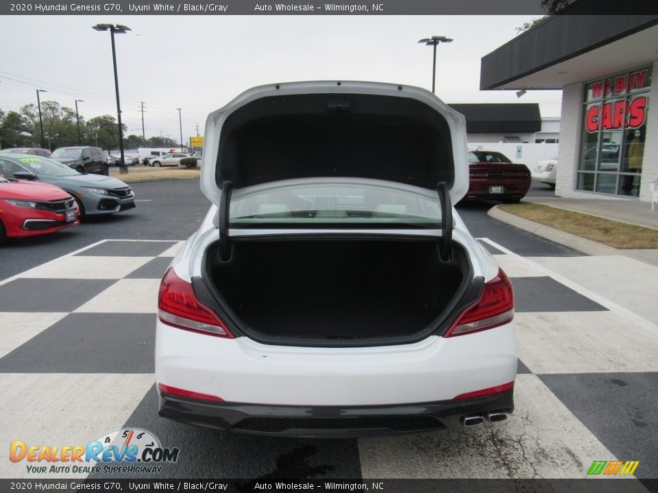 2020 Hyundai Genesis G70 Uyuni White / Black/Gray Photo #5