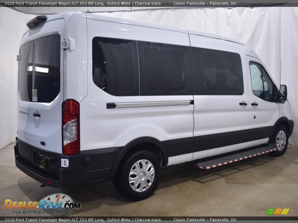 2019 Ford Transit Passenger Wagon XLT 350 MR Long Oxford White / Charcoal black Photo #2