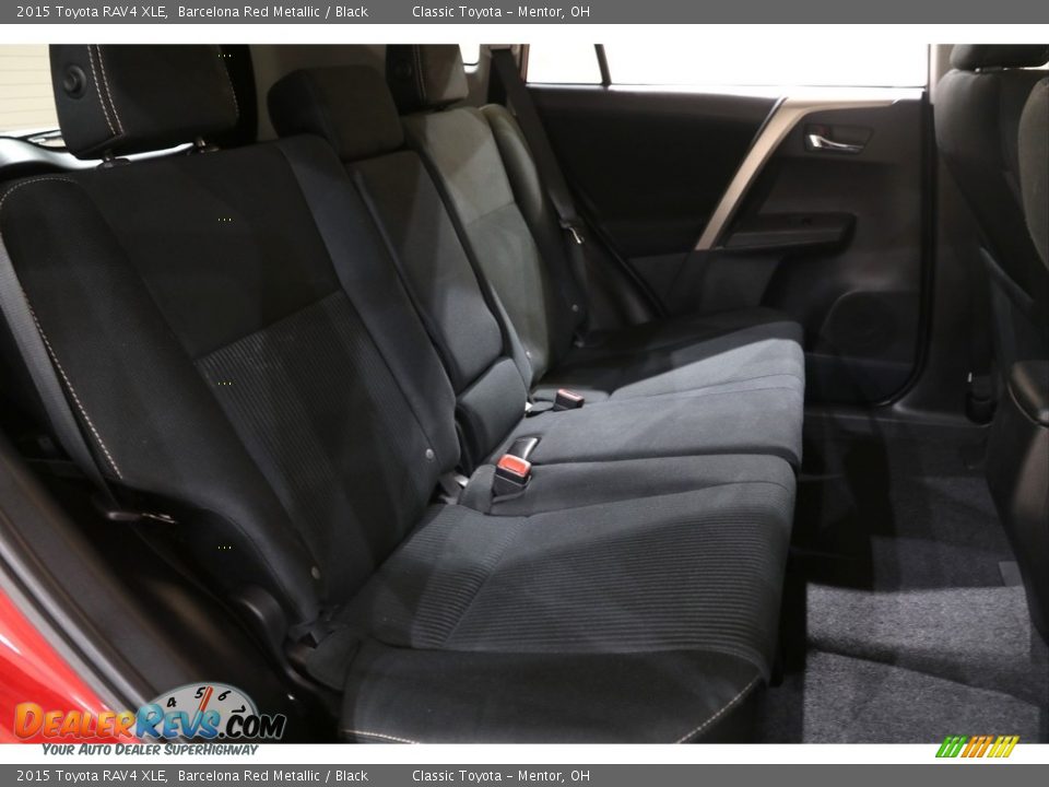 2015 Toyota RAV4 XLE Barcelona Red Metallic / Black Photo #16