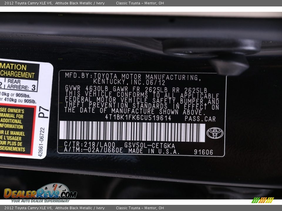 2012 Toyota Camry XLE V6 Attitude Black Metallic / Ivory Photo #23