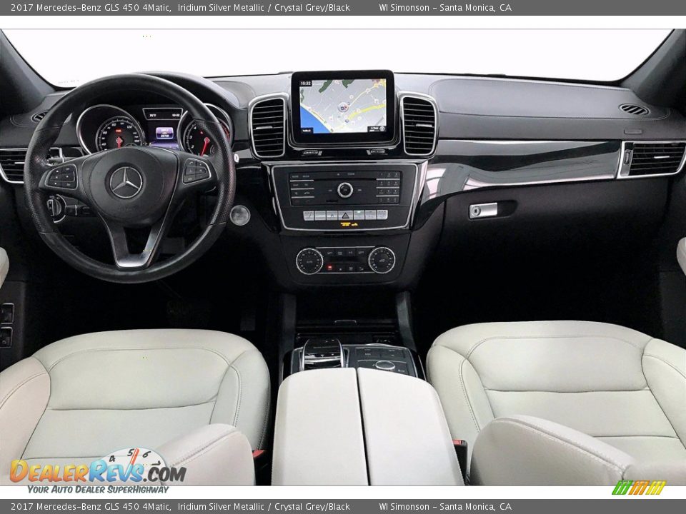 Dashboard of 2017 Mercedes-Benz GLS 450 4Matic Photo #15