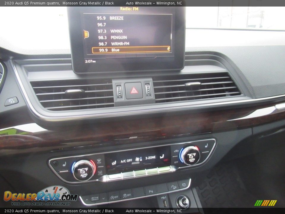 2020 Audi Q5 Premium quattro Monsoon Gray Metallic / Black Photo #17