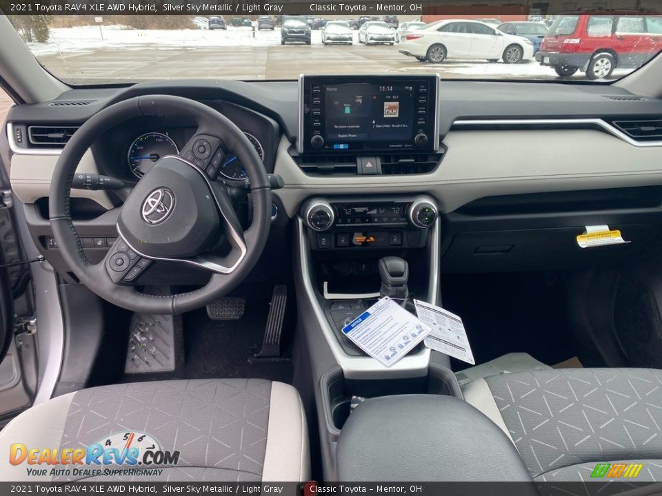 2021 Toyota RAV4 XLE AWD Hybrid Silver Sky Metallic / Light Gray Photo #4