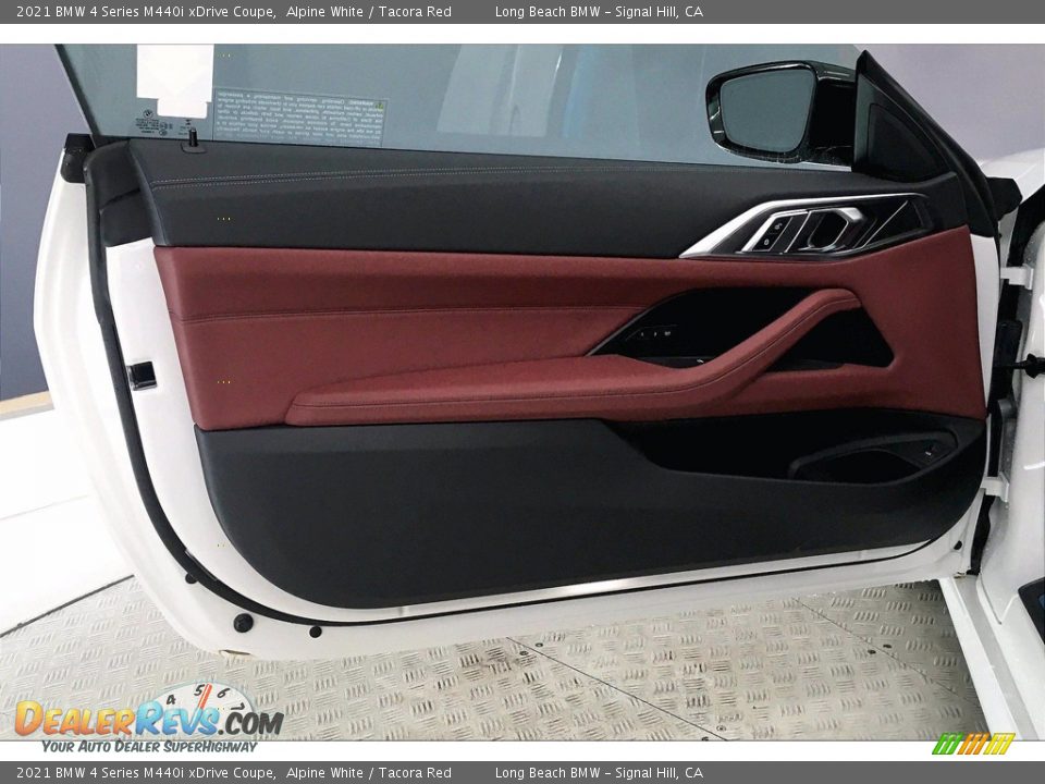Door Panel of 2021 BMW 4 Series M440i xDrive Coupe Photo #14