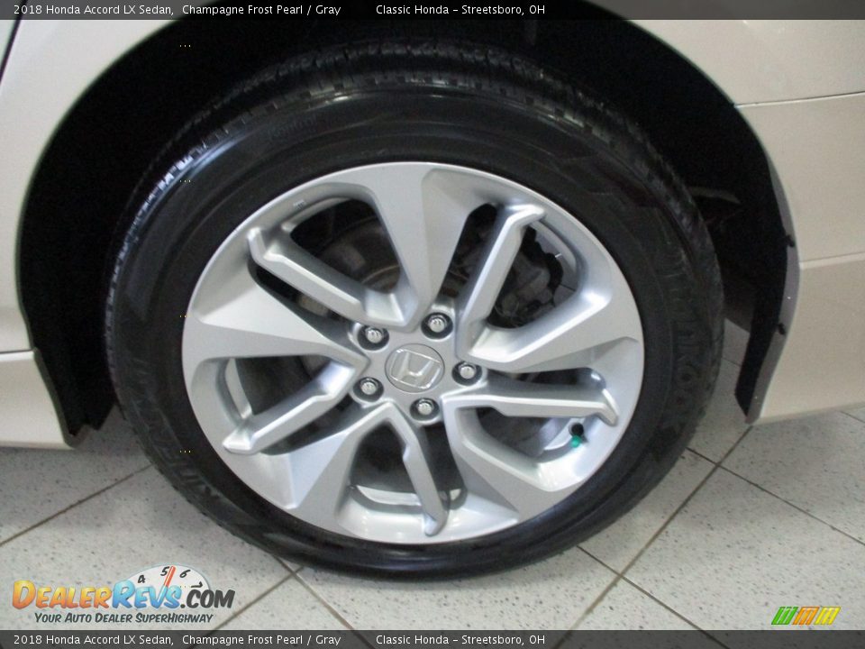 2018 Honda Accord LX Sedan Champagne Frost Pearl / Gray Photo #11