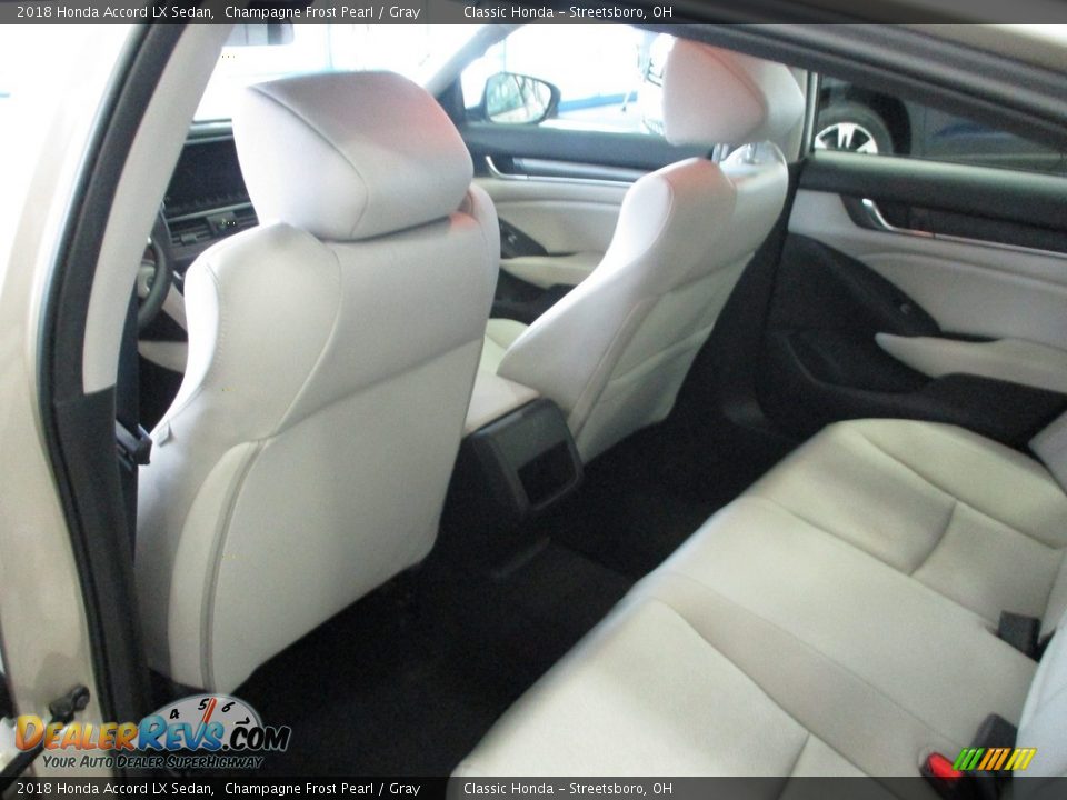 2018 Honda Accord LX Sedan Champagne Frost Pearl / Gray Photo #23