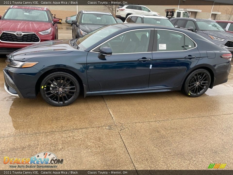 2021 Toyota Camry XSE Galactic Aqua Mica / Black Photo #1