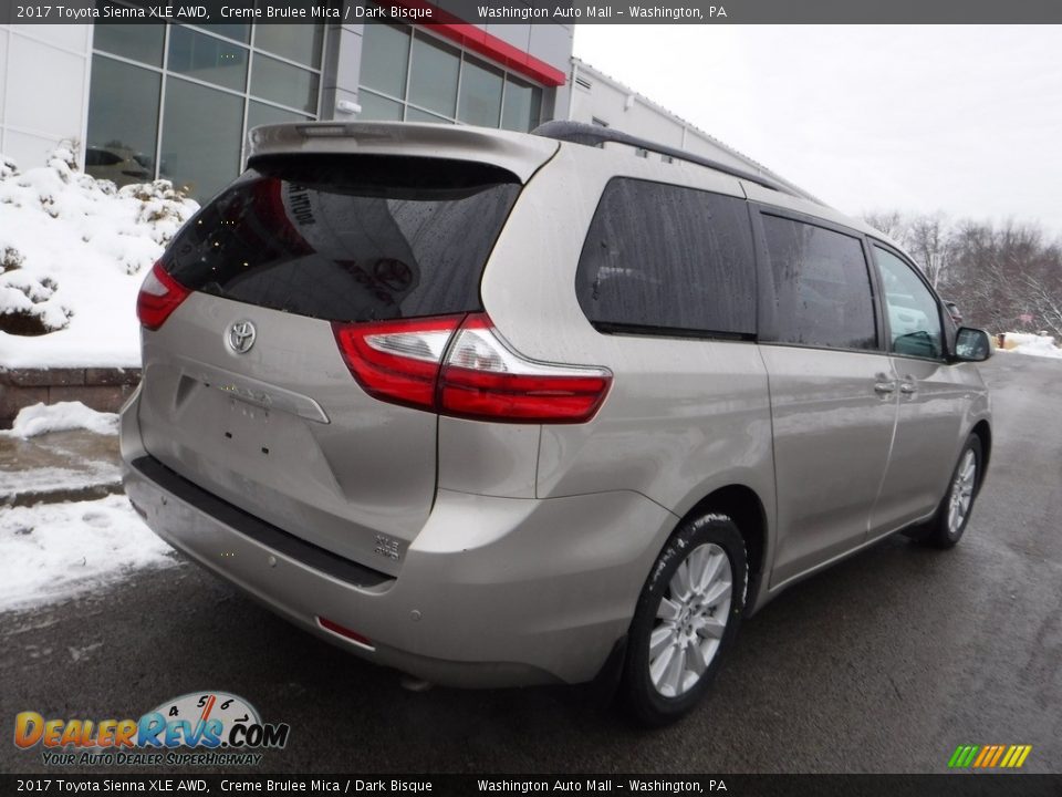 2017 Toyota Sienna XLE AWD Creme Brulee Mica / Dark Bisque Photo #16