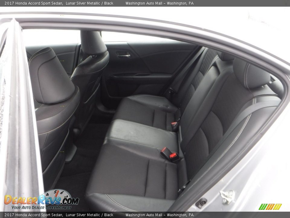 2017 Honda Accord Sport Sedan Lunar Silver Metallic / Black Photo #14