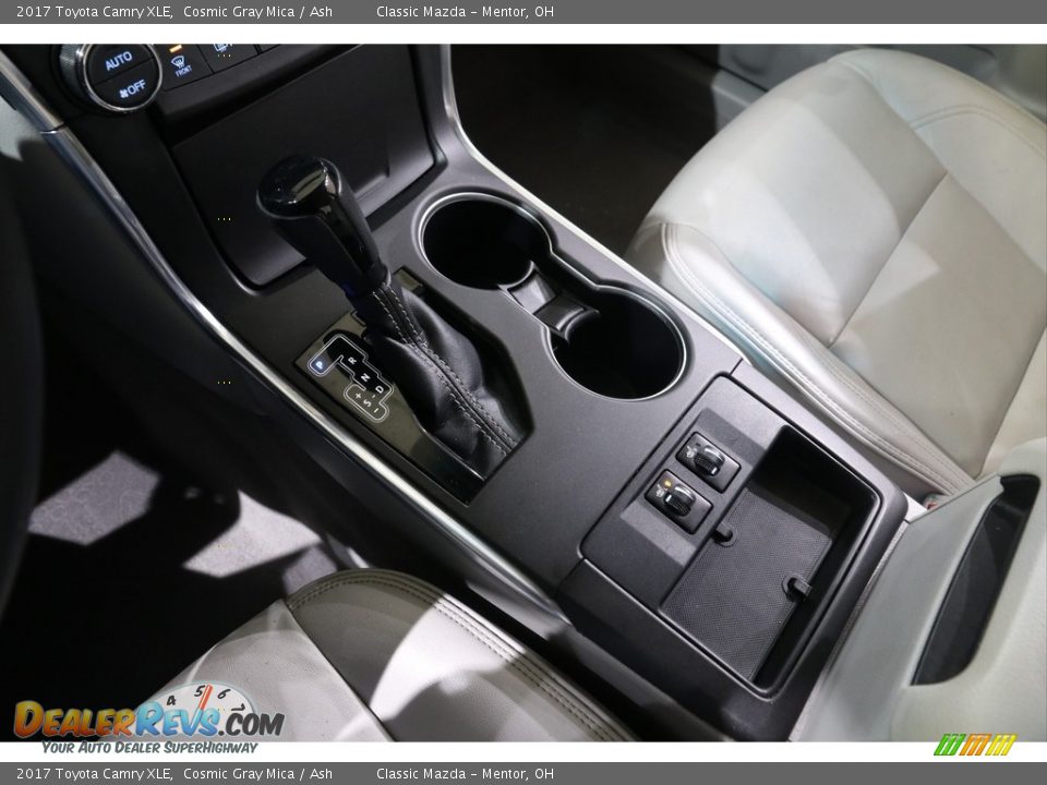2017 Toyota Camry XLE Cosmic Gray Mica / Ash Photo #13