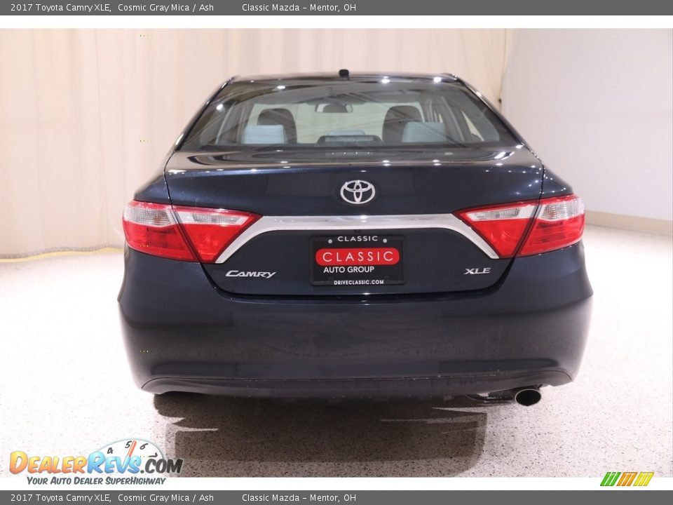 2017 Toyota Camry XLE Cosmic Gray Mica / Ash Photo #20