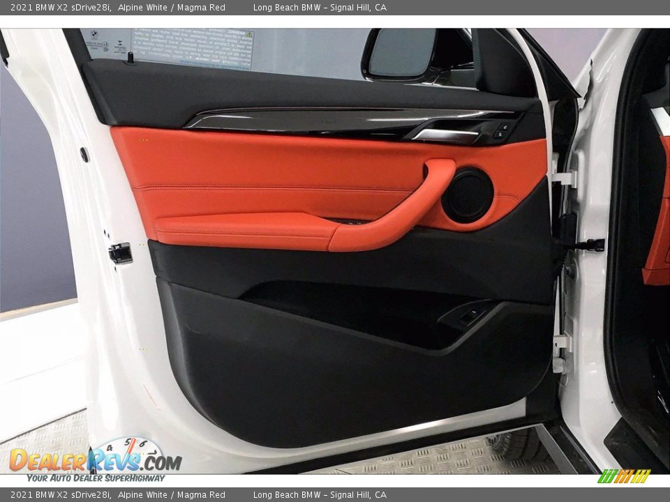 Door Panel of 2021 BMW X2 sDrive28i Photo #14