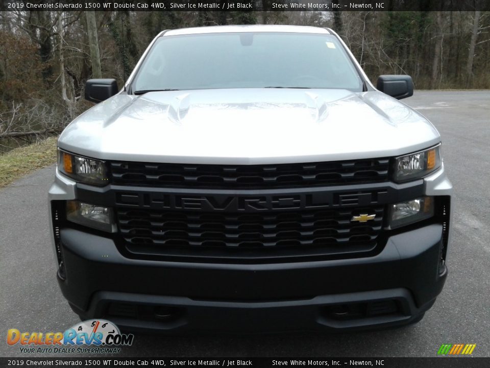 2019 Chevrolet Silverado 1500 WT Double Cab 4WD Silver Ice Metallic / Jet Black Photo #3