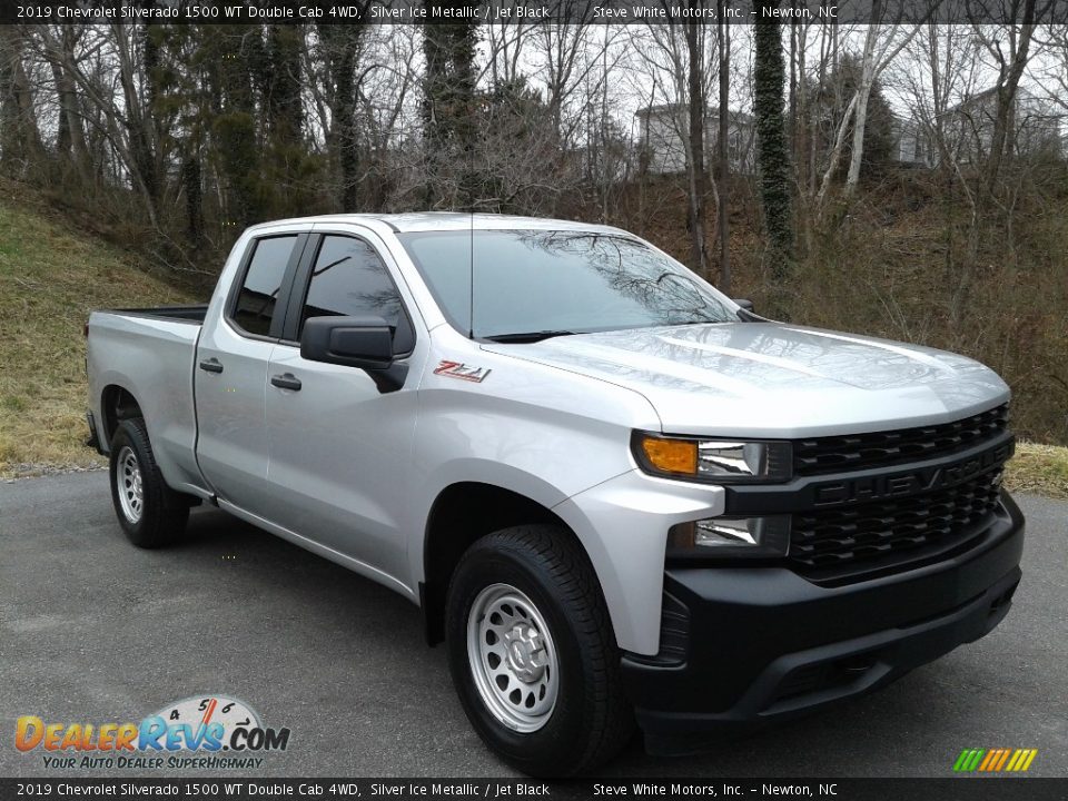 2019 Chevrolet Silverado 1500 WT Double Cab 4WD Silver Ice Metallic / Jet Black Photo #4