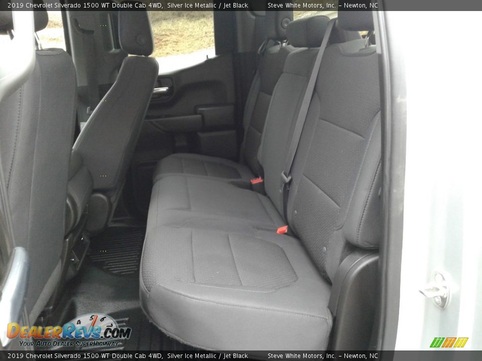 2019 Chevrolet Silverado 1500 WT Double Cab 4WD Silver Ice Metallic / Jet Black Photo #13