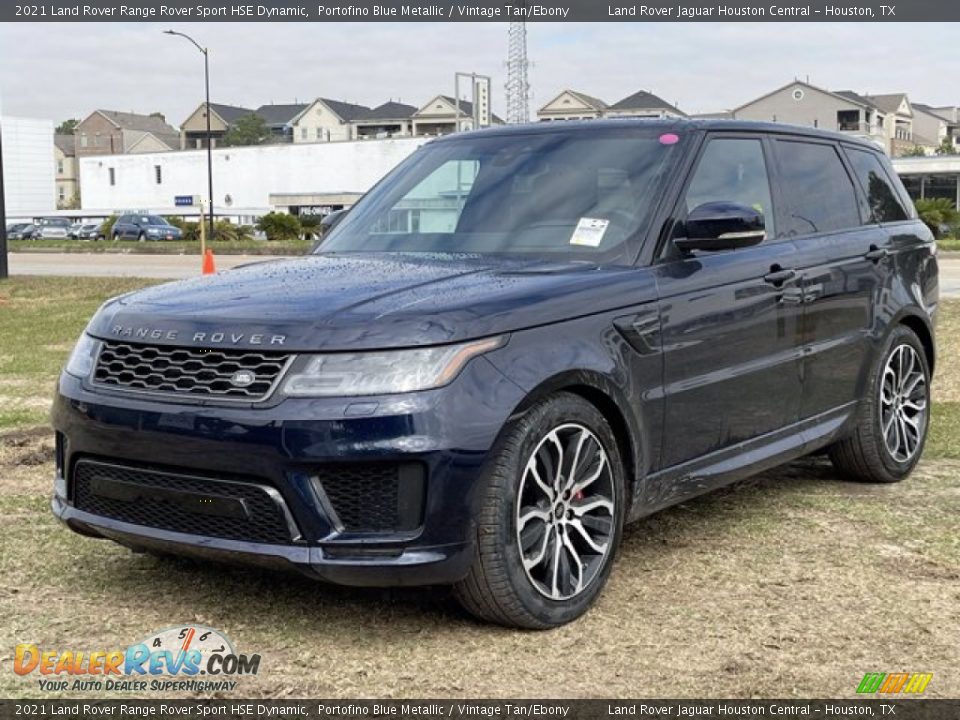 Front 3/4 View of 2021 Land Rover Range Rover Sport HSE Dynamic Photo #2