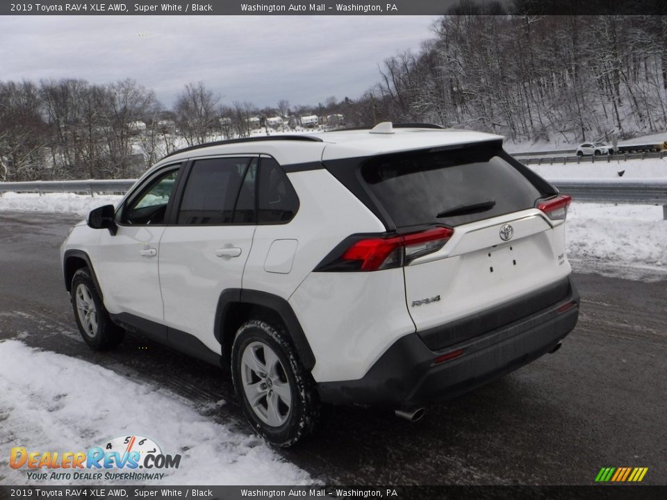 2019 Toyota RAV4 XLE AWD Super White / Black Photo #12