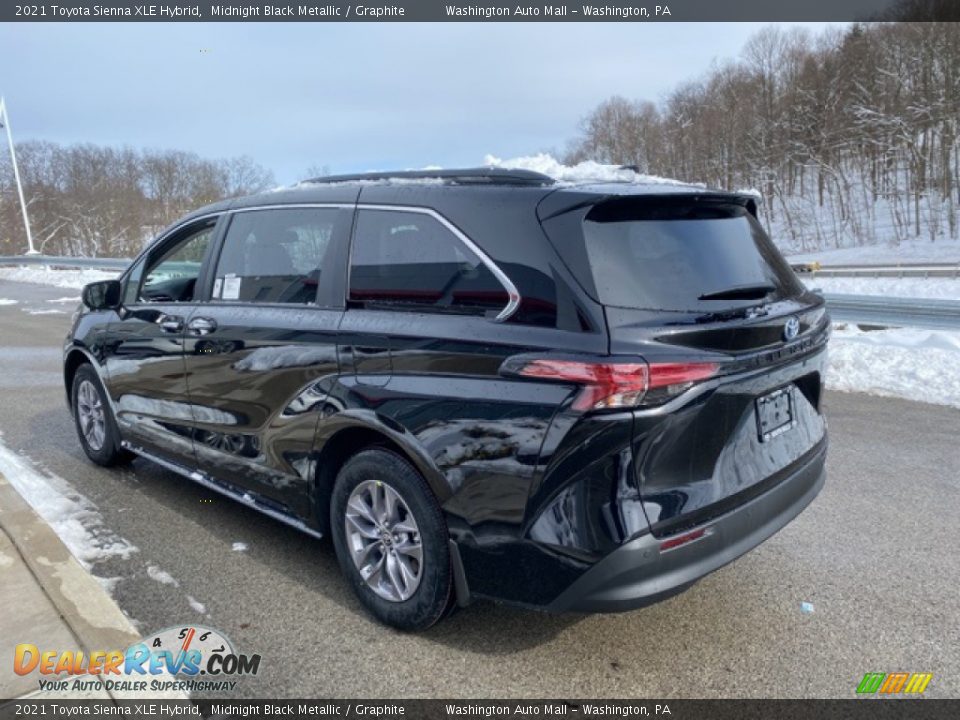 2021 Toyota Sienna XLE Hybrid Midnight Black Metallic / Graphite Photo #2