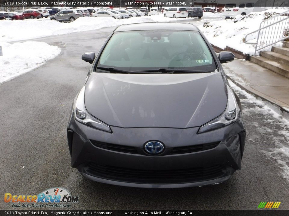 2019 Toyota Prius L Eco Magnetic Grey Metallic / Moonstone Photo #8