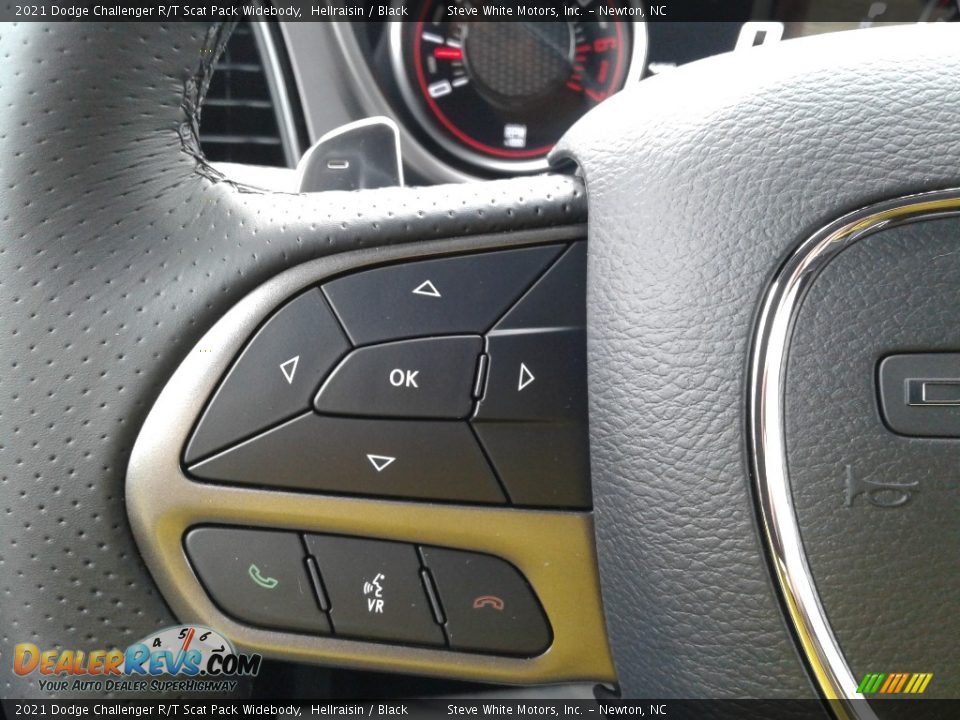 2021 Dodge Challenger R/T Scat Pack Widebody Steering Wheel Photo #17