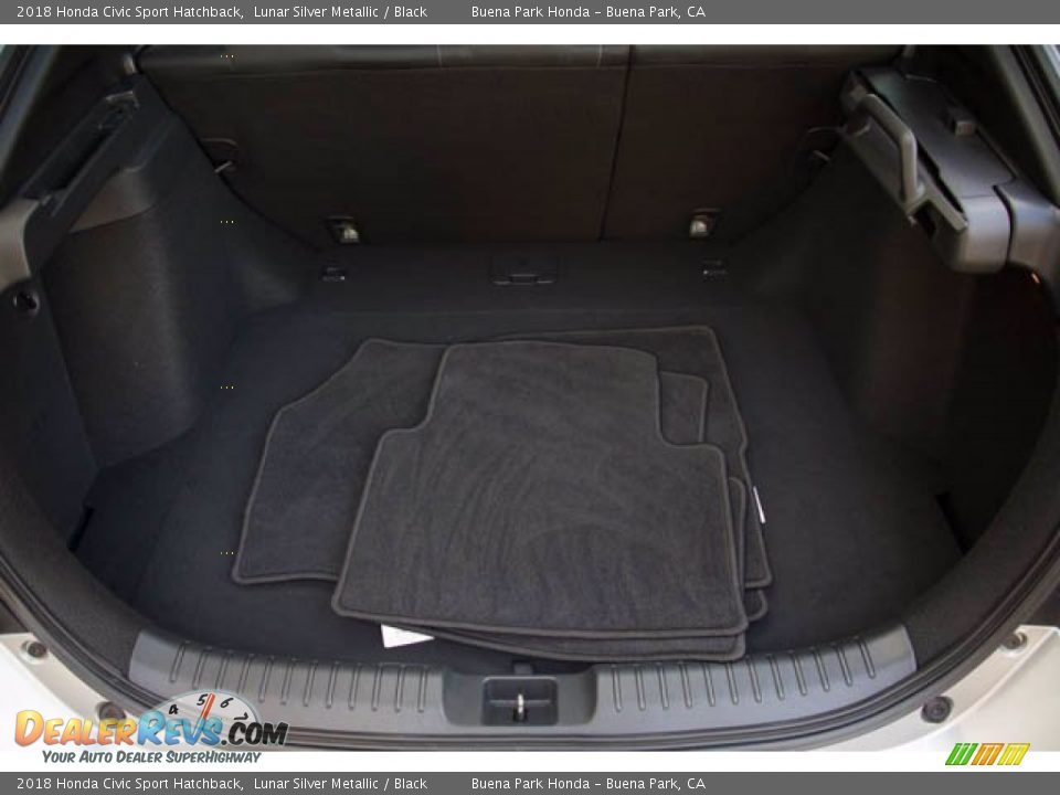 2018 Honda Civic Sport Hatchback Lunar Silver Metallic / Black Photo #19