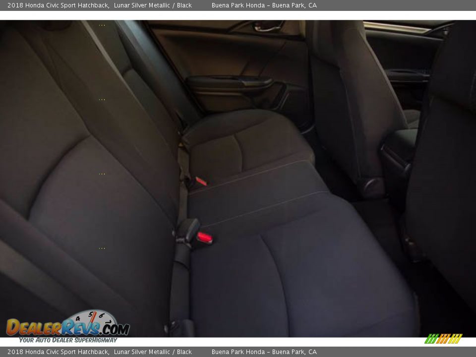 2018 Honda Civic Sport Hatchback Lunar Silver Metallic / Black Photo #20