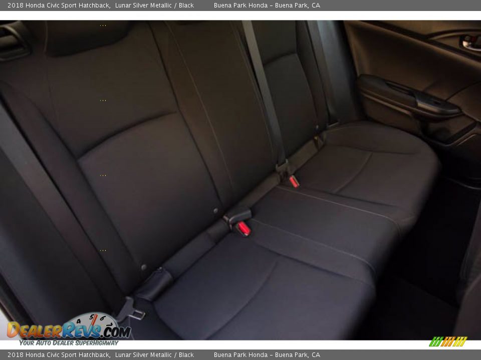 2018 Honda Civic Sport Hatchback Lunar Silver Metallic / Black Photo #21