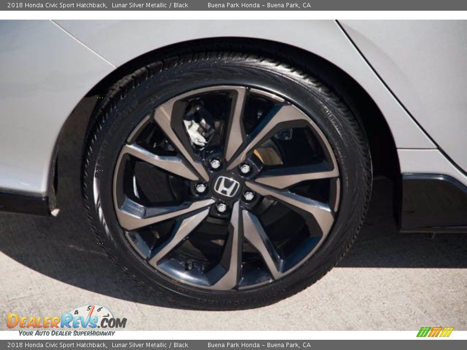 2018 Honda Civic Sport Hatchback Lunar Silver Metallic / Black Photo #33