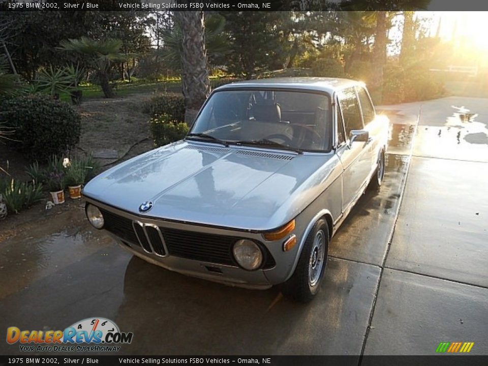 Front 3/4 View of 1975 BMW 2002  Photo #1
