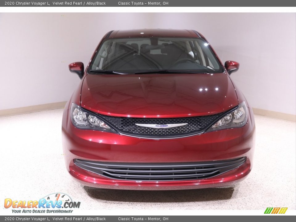 2020 Chrysler Voyager L Velvet Red Pearl / Alloy/Black Photo #2