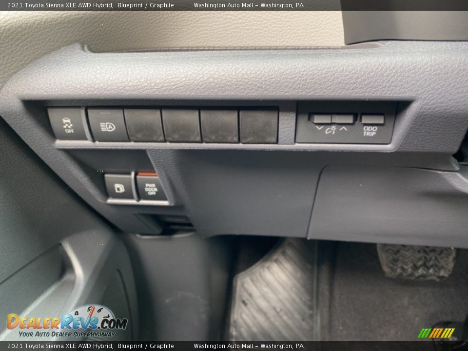2021 Toyota Sienna XLE AWD Hybrid Blueprint / Graphite Photo #18