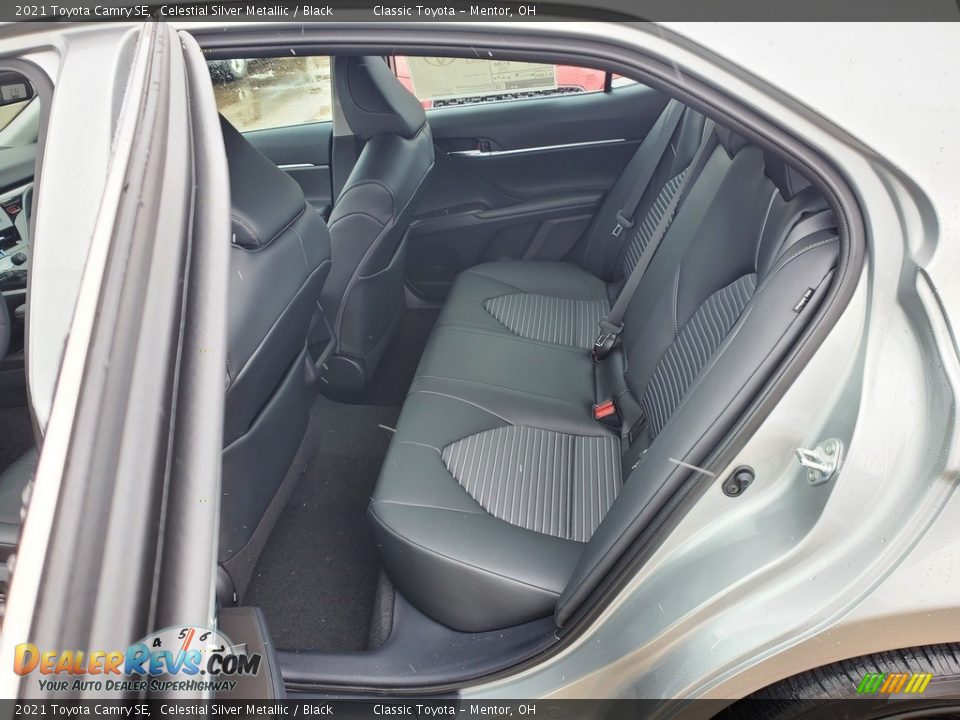 2021 Toyota Camry SE Celestial Silver Metallic / Black Photo #3