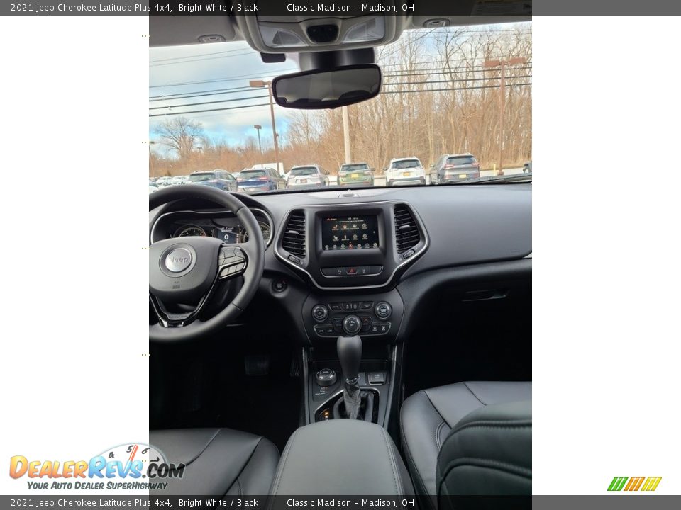 2021 Jeep Cherokee Latitude Plus 4x4 Bright White / Black Photo #6