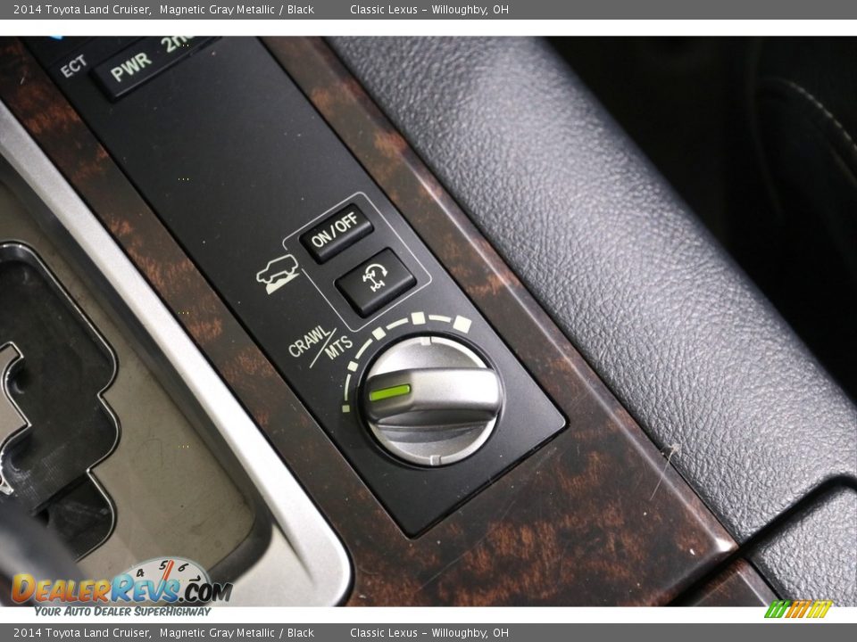 2014 Toyota Land Cruiser Magnetic Gray Metallic / Black Photo #27