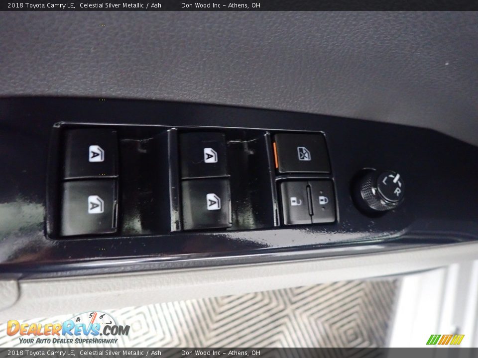 2018 Toyota Camry LE Celestial Silver Metallic / Ash Photo #21