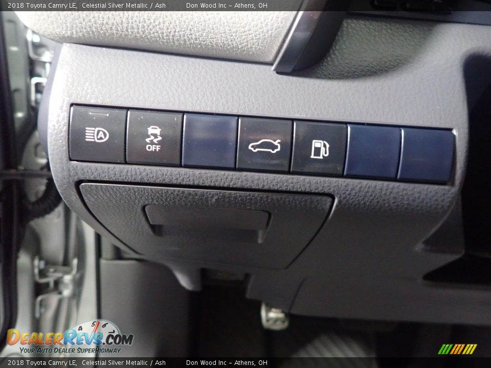 2018 Toyota Camry LE Celestial Silver Metallic / Ash Photo #31