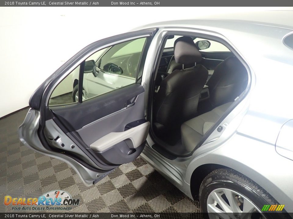 2018 Toyota Camry LE Celestial Silver Metallic / Ash Photo #34