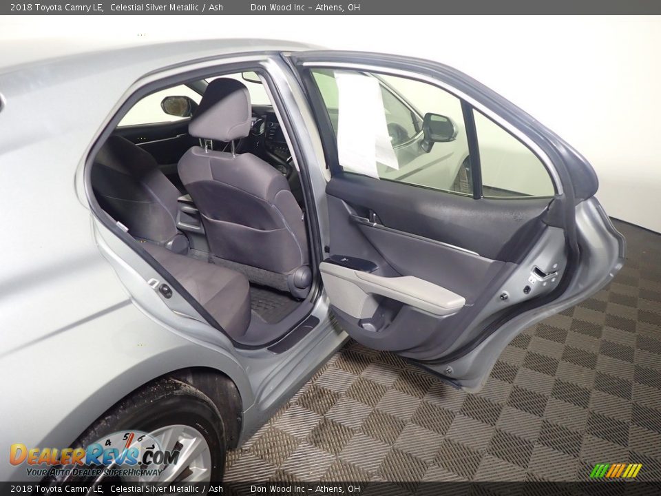 2018 Toyota Camry LE Celestial Silver Metallic / Ash Photo #36