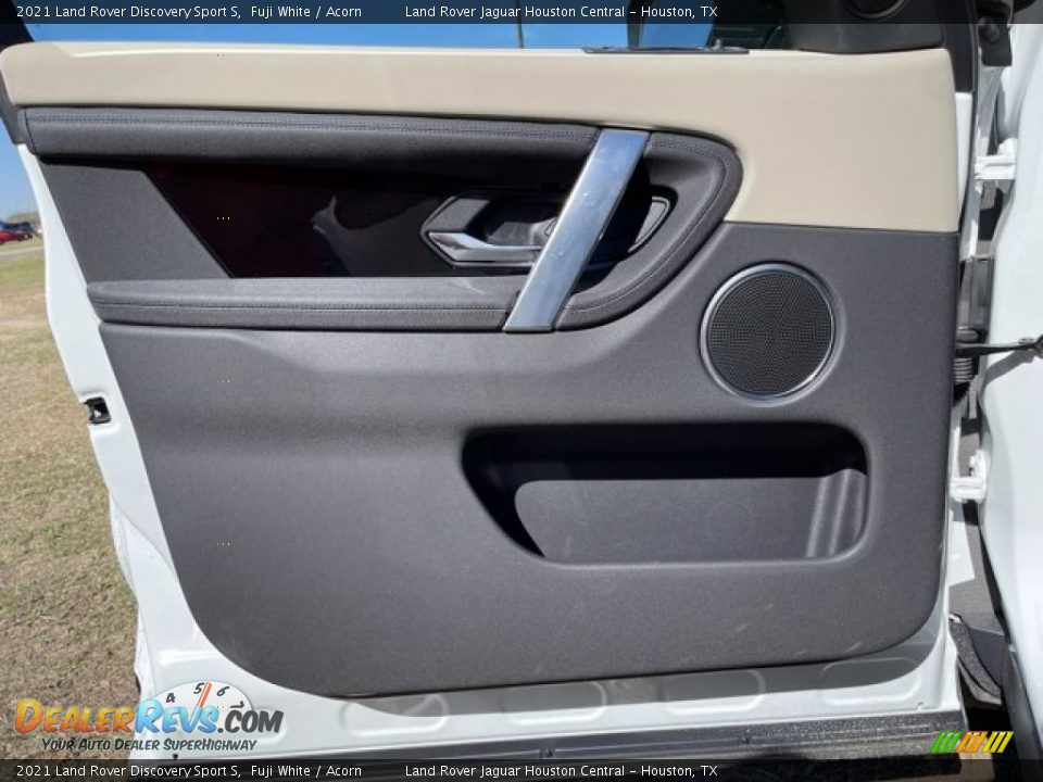 Door Panel of 2021 Land Rover Discovery Sport S Photo #13