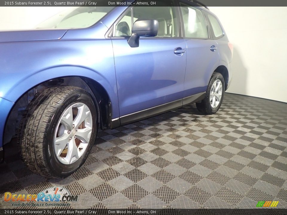 2015 Subaru Forester 2.5i Quartz Blue Pearl / Gray Photo #10