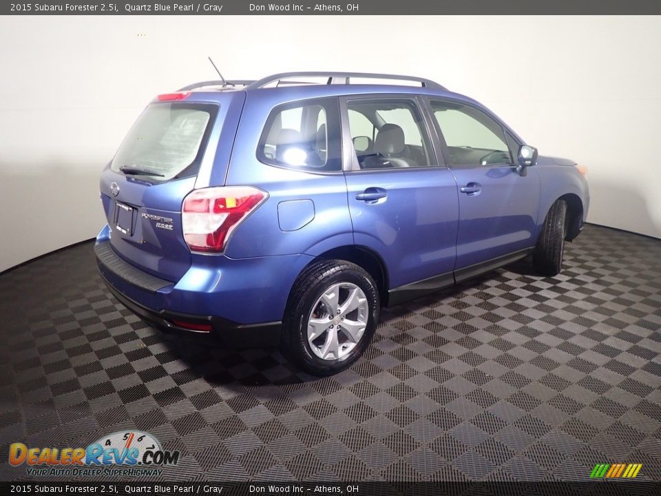 2015 Subaru Forester 2.5i Quartz Blue Pearl / Gray Photo #17