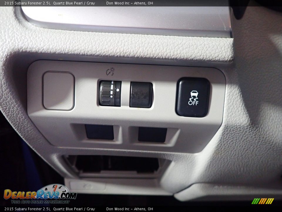 2015 Subaru Forester 2.5i Quartz Blue Pearl / Gray Photo #32