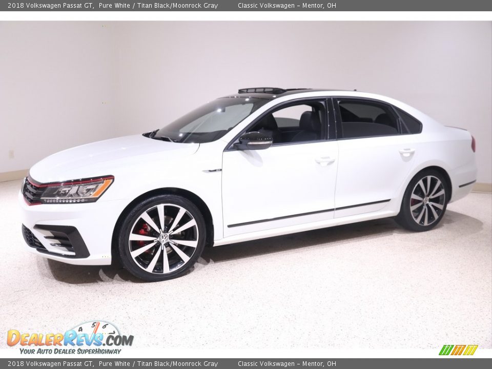 2018 Volkswagen Passat GT Pure White / Titan Black/Moonrock Gray Photo #3